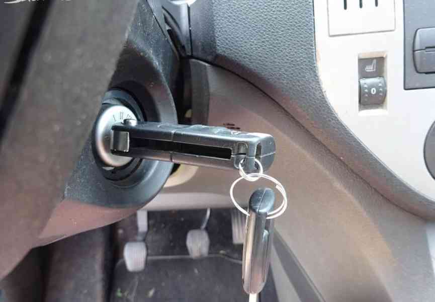 Ford C-Max 1.6 HDI r.v.2010 (66 kw) - foto 12
