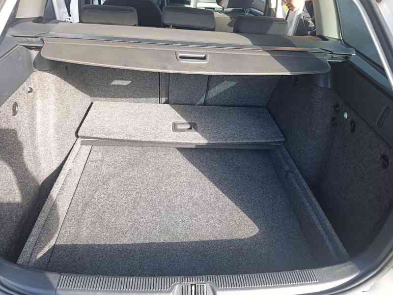 Prodám Octavi II FL combi r.v. 2009 1.6TDI 77kW - foto 11