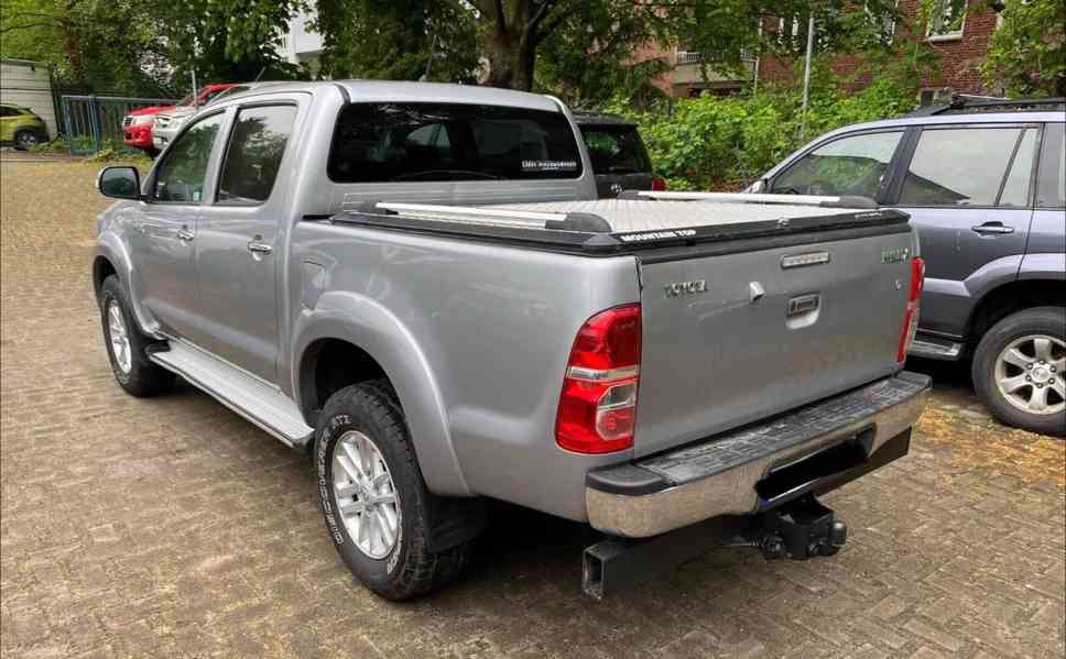 Toyota Hilux 3.0 D4D Aut 126kw - foto 11