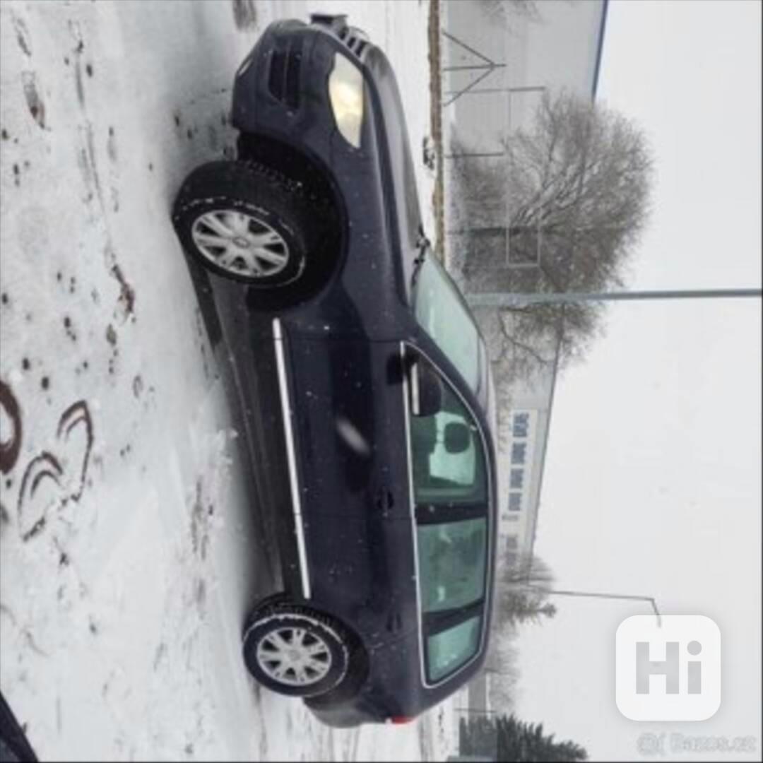 Volkswagen Touareg 3,0 - foto 1