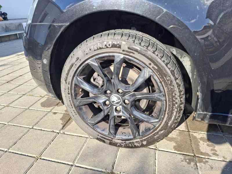 Škoda Octavia 2,0   TDI (135 kW / 184 k) DSG - foto 11