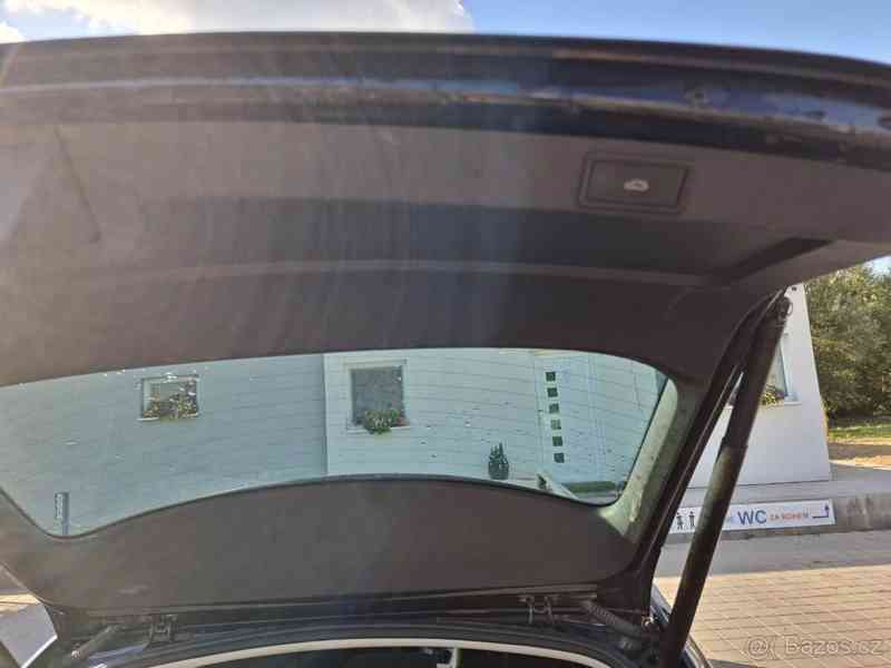 Škoda Octavia 2,0   TDI (135 kW / 184 k) DSG - foto 7