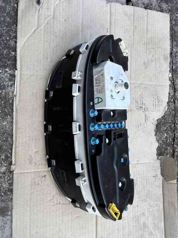 Přístrojovka otáčkoměr ŠKODA FELICIA 1.3 - foto 7