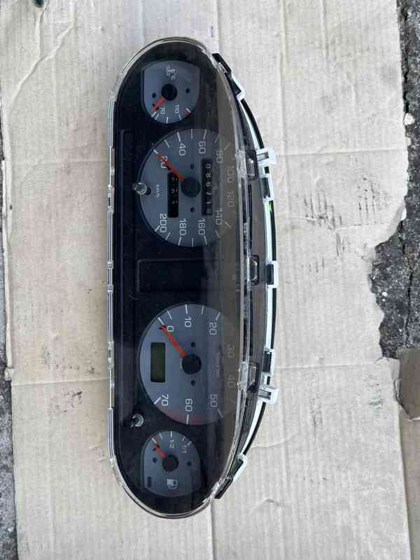 Přístrojovka otáčkoměr ŠKODA FELICIA 1.3 - foto 4