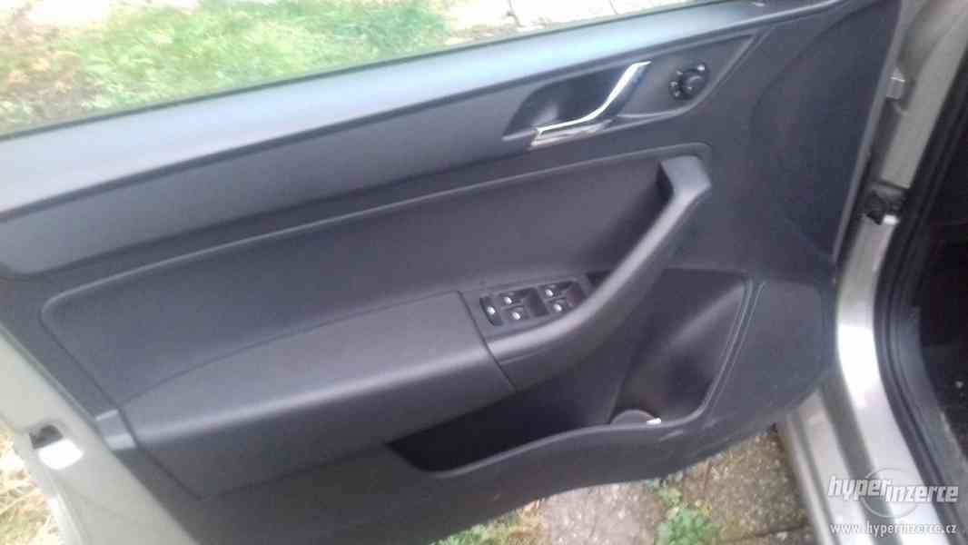 Rapid Spaceback Fresh 1,2TSI 81 kW 6-stup. mech. - foto 9