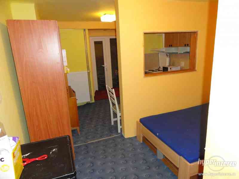 Garsonka Praha 6 -Ihned - foto 3