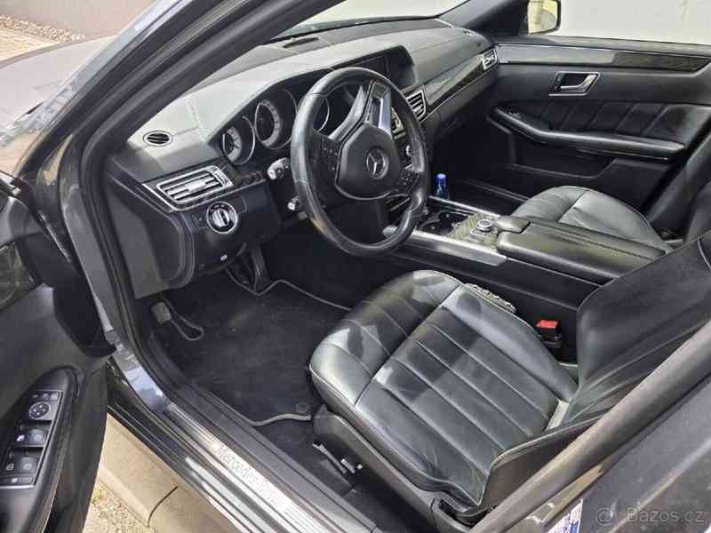 Mercedes-Benz Ostatní 212K benzín - foto 4