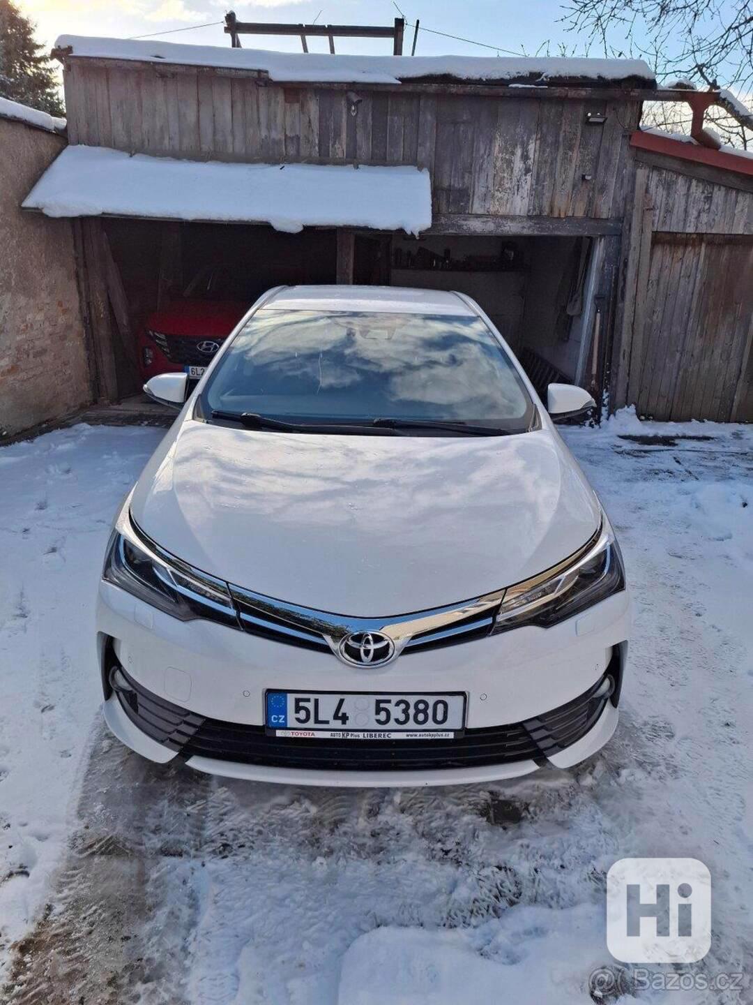 Toyota Corolla 1,6   2017 - foto 1