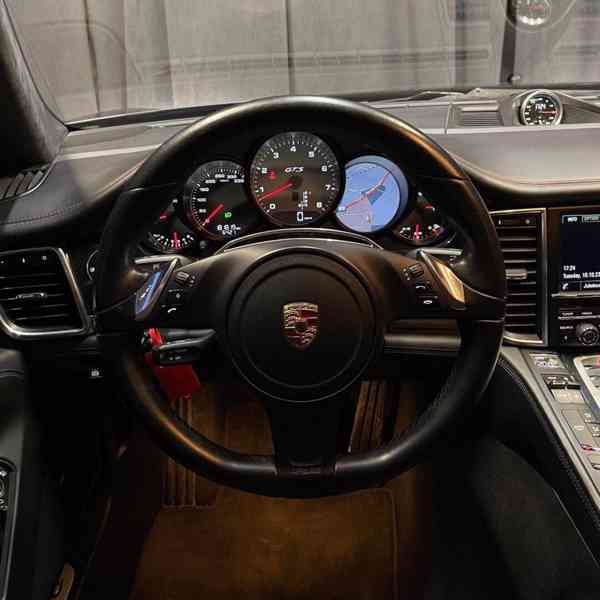 Porsche Panamera - foto 11