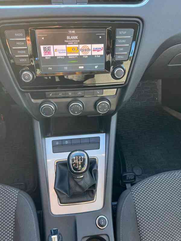 Škoda Octavia - foto 13