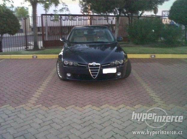 Alfa Romeo 159 1.9 JTDm - foto 11
