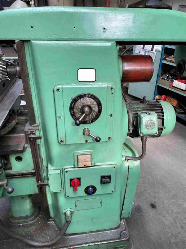 Použitá frézka FA 3 AU, r. v. 1975 - foto 10