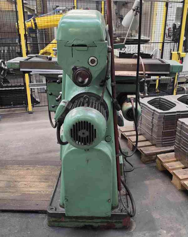 Použitá frézka FA 3 AU, r. v. 1975 - foto 7