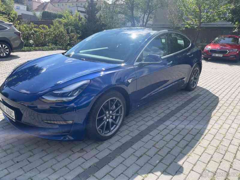 Tesla Model 3 - foto 12