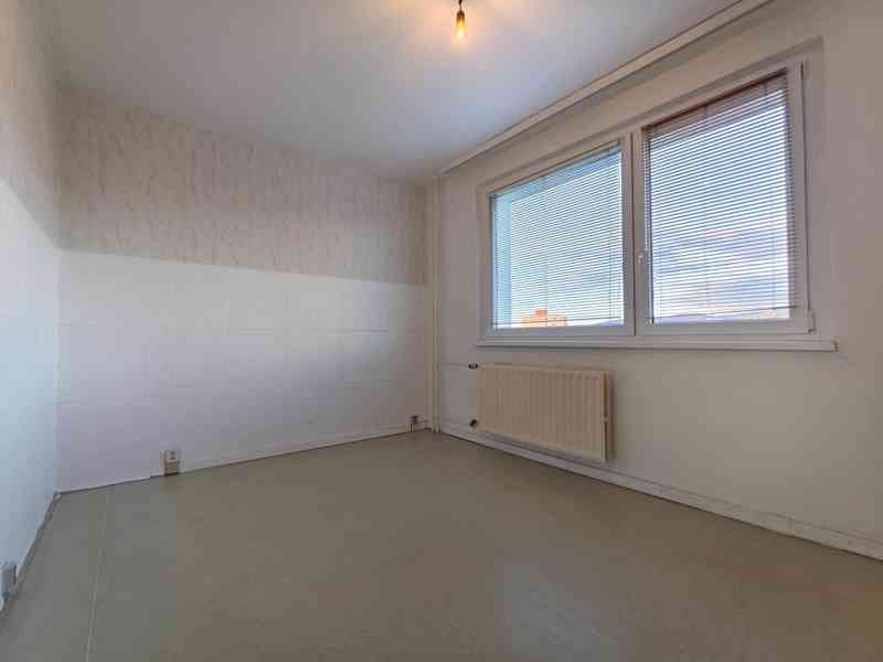 Pronájem 3+1, 75m2+balk. (LBC - Rochlice, ul. Sametová) - foto 5