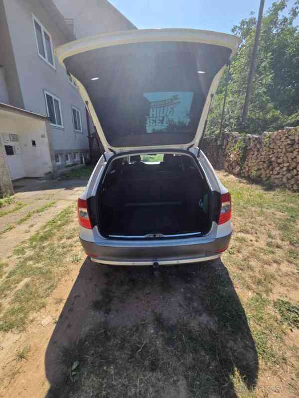 Škoda Superb 2,0   Scout TDI - foto 10