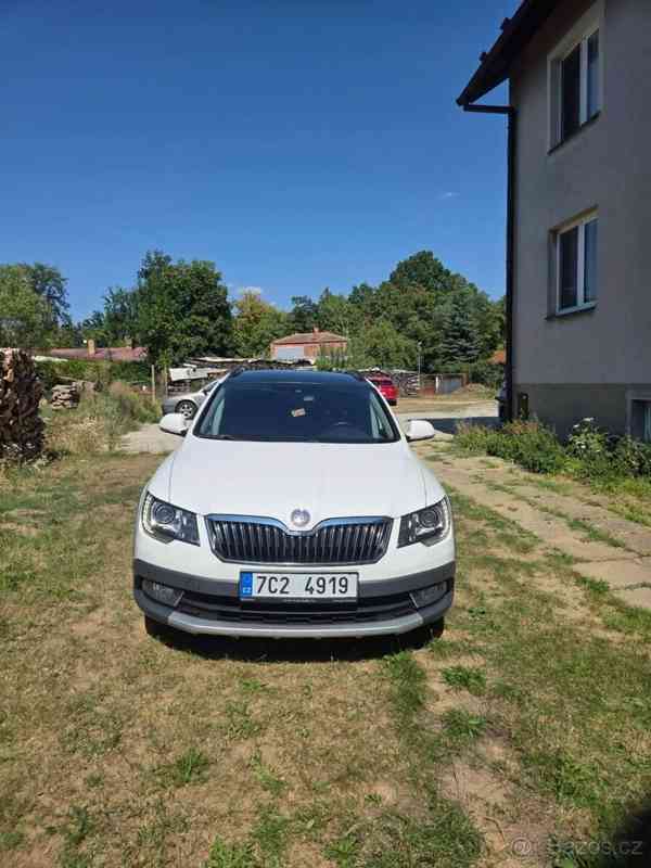 Škoda Superb 2,0   Scout TDI - foto 9