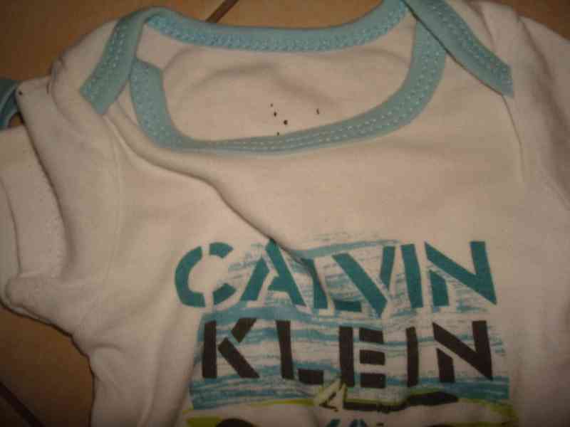 Body Calvin Klein 1-3 měsíce - foto 4