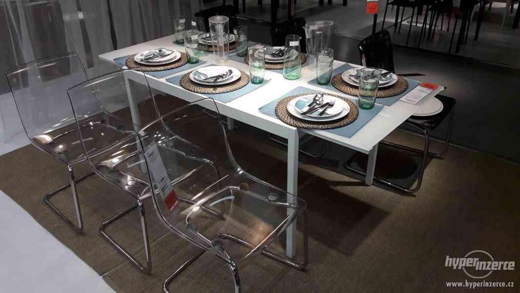 Jídelní stůl rozkládací + 4 židle ( samostatná cena židlí ) - foto 1