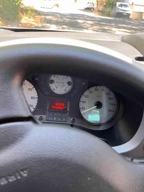 Peugeot Partner Tepee 1,6   56000km najeto - foto 5