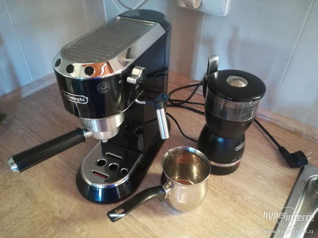 MACCHINA DA CAFFÈ espresso De'Longhi Dedica Arte pompa per caffè