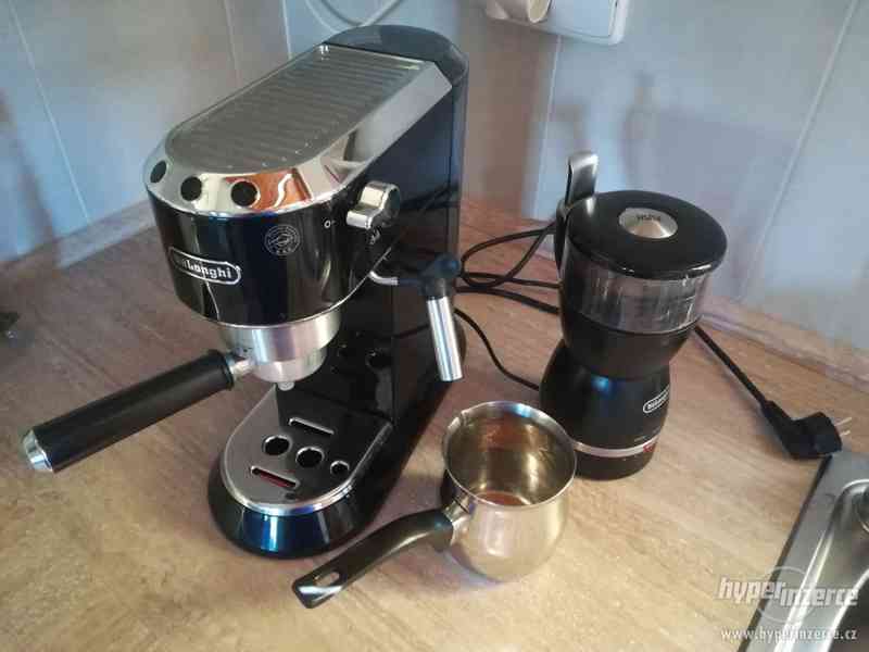 Macchina Caffè Espresso Dedica DeLonghi: un must have