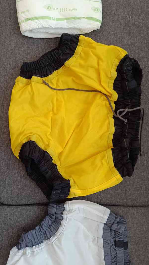 Prodám pvc kalhotky 4,ks,a ID plenkové kalhotky. - foto 6