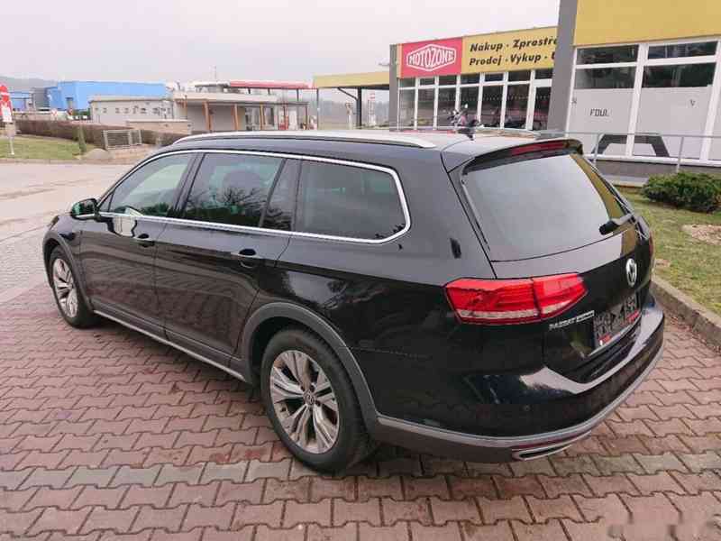 Volkswagen Passat Variant Alltrack 2.0 TDi 12/2016 - foto 5