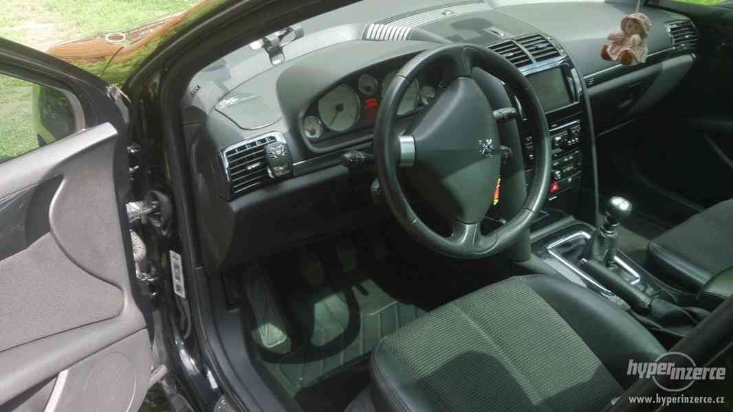 Prodám Peugeot 407 SW 2.2  HDI Biturbo Premium Pack, 125 kW - foto 15