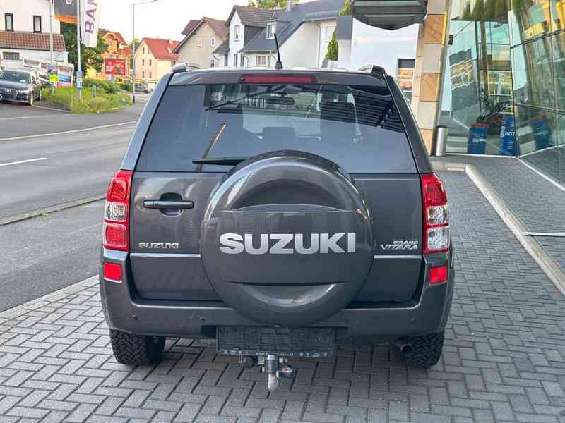 Suzuki Grand Vitara 2.4i Comfort benzín 124kw - foto 8
