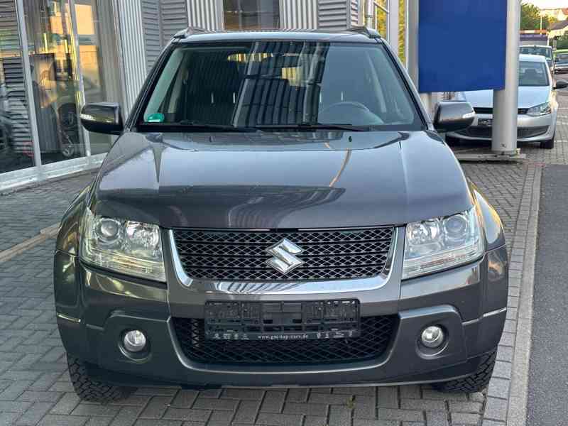 Suzuki Grand Vitara 2.4i Comfort benzín 124kw - foto 12