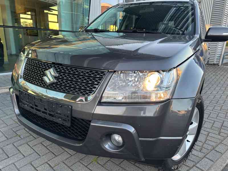Suzuki Grand Vitara 2.4i Comfort benzín 124kw - foto 2