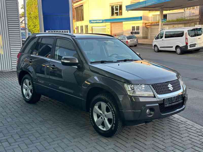 Suzuki Grand Vitara 2.4i Comfort benzín 124kw - foto 1