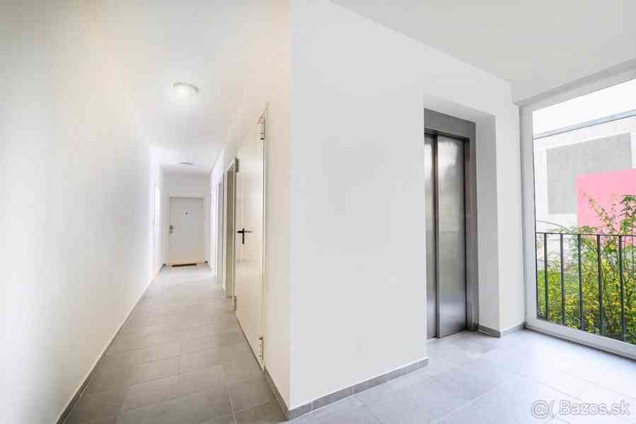 Moderní 2+kk v novostavbě – Praha 12, Modřany - foto 5