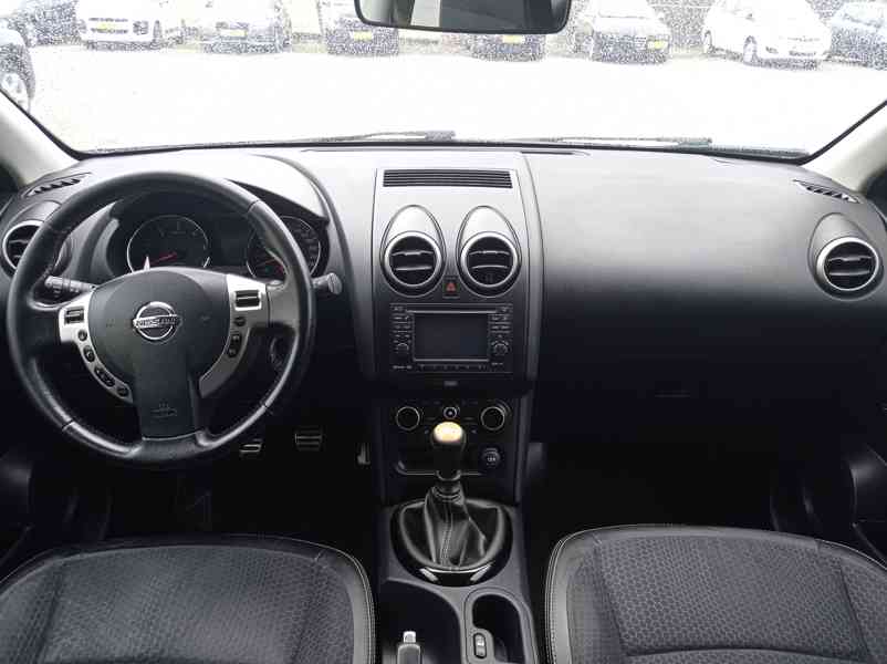 Nissan Qashqai 1.6 dCi 96kW Navi/1Maj/TOP - foto 19