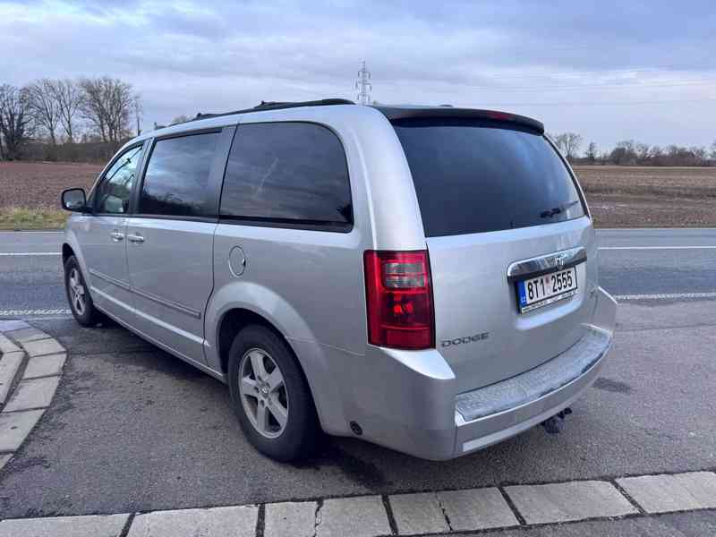 Dodge Grand Caravan 3,8 SXT RT LPG 2012 - foto 3