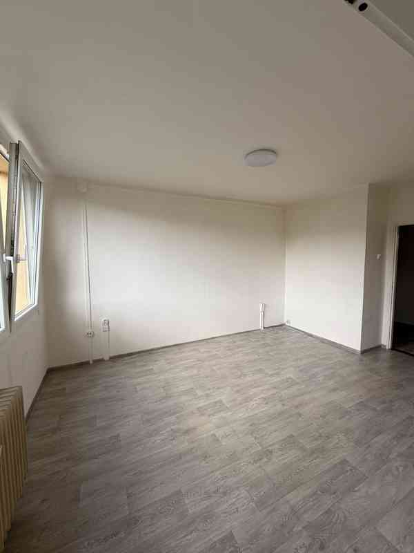 Pronájem bytu 3+1 v OV v ulici K.H.Borovského - foto 4