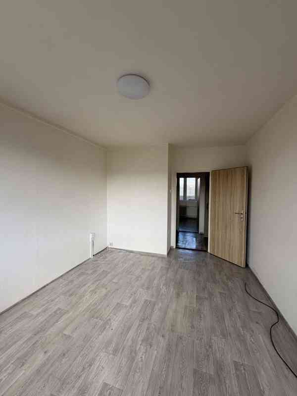 Pronájem bytu 3+1 v OV v ulici K.H.Borovského - foto 2