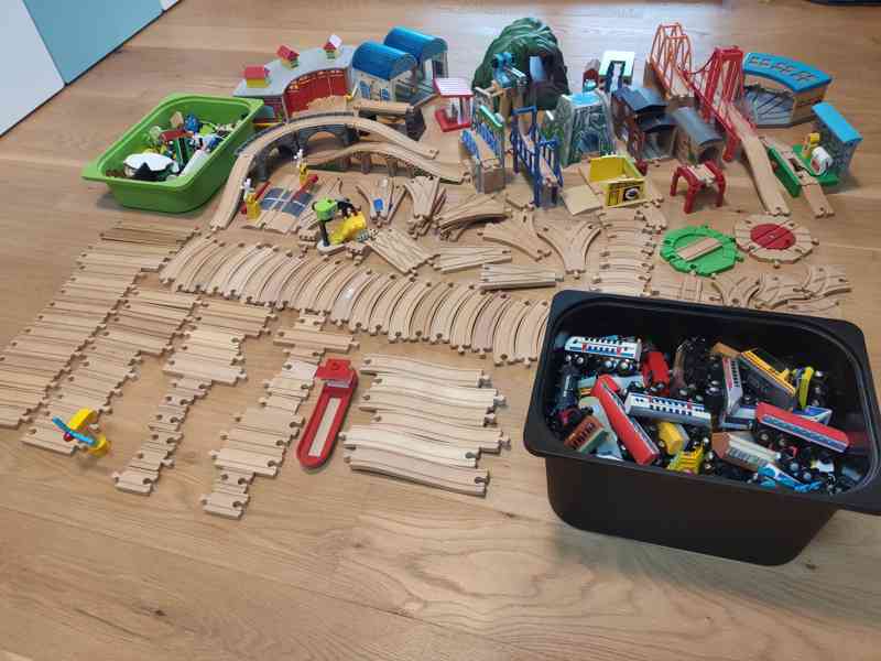 MEGA set - dřevěná vláčkodráha - foto 2