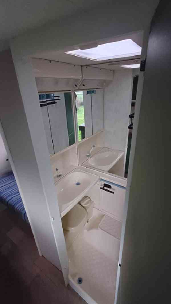 Karavan Dethieffs Nomad + toaleta/předstan/100 km/nová STK - foto 13