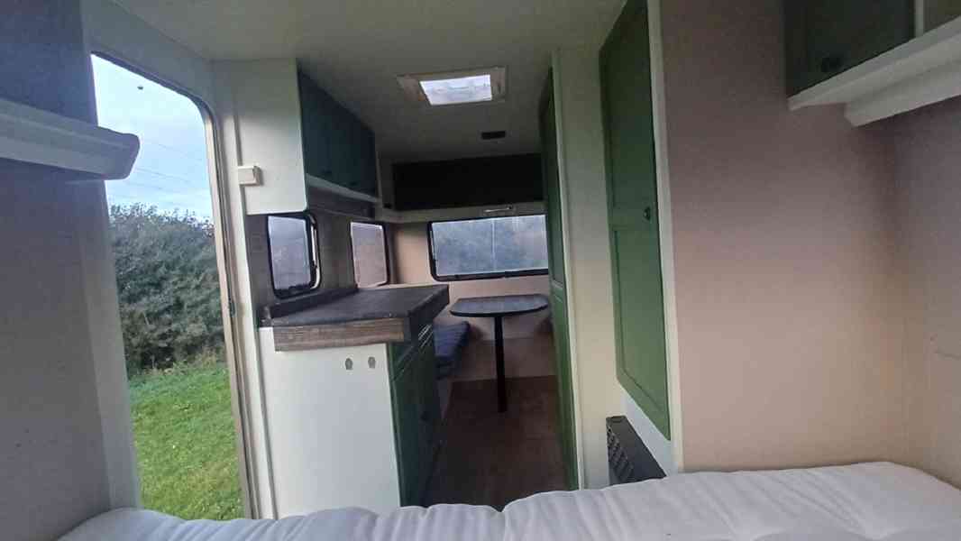 Karavan Dethieffs Nomad + toaleta/předstan/100 km/nová STK - foto 8