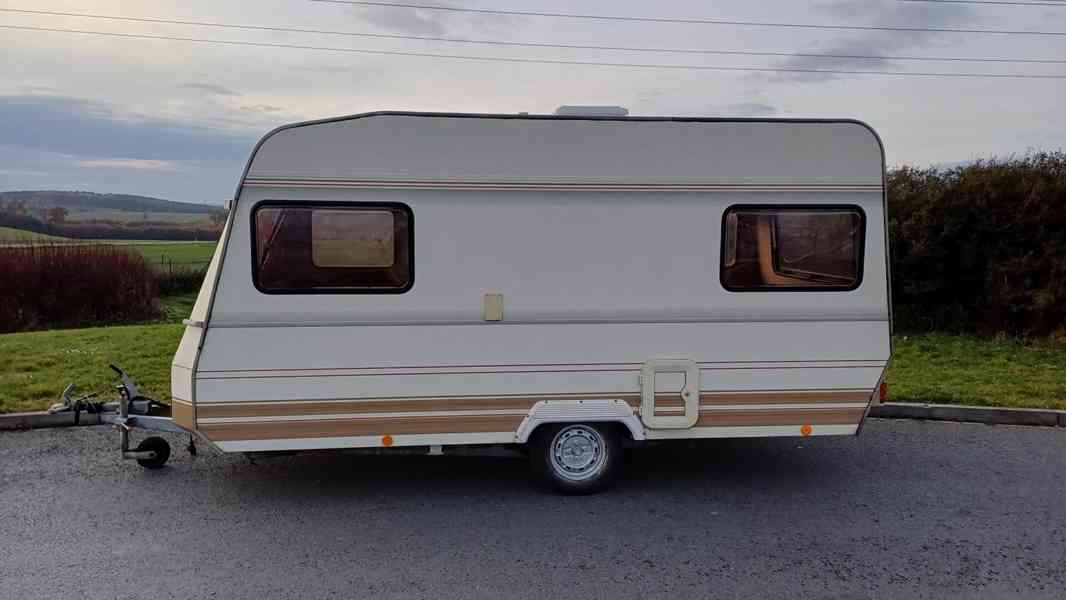 Karavan Dethieffs Nomad + toaleta/předstan/100 km/nová STK - foto 2