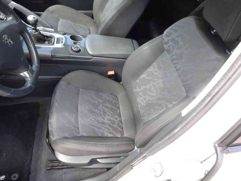 Peugeot 3008 2.0 HDI r.v.2010 (110 kw) Koupeno ČR - foto 14