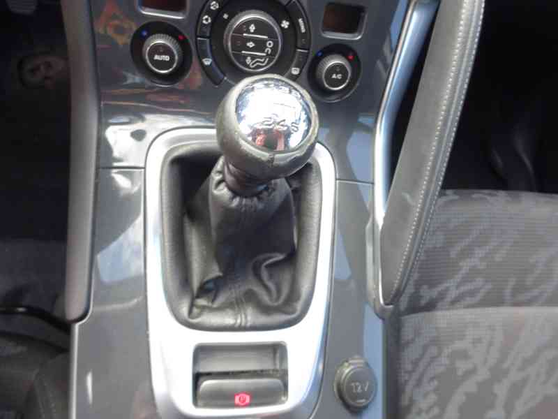 Peugeot 3008 2.0 HDI r.v.2010 (110 kw) Koupeno ČR - foto 10