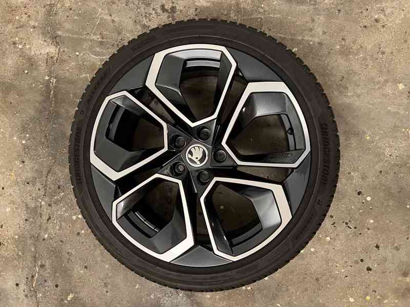 Octavia - originál komplet zimní kola.Jako nové.8mm.Přivezu. - foto 12