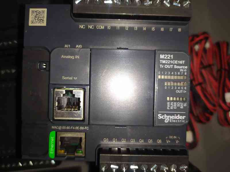 PLC Schneider  - foto 3