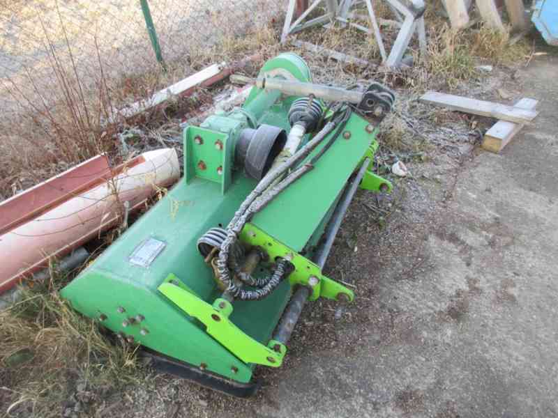 Malotraktor kolový GOLDONI s radlicí a 2 mulčovači - foto 10