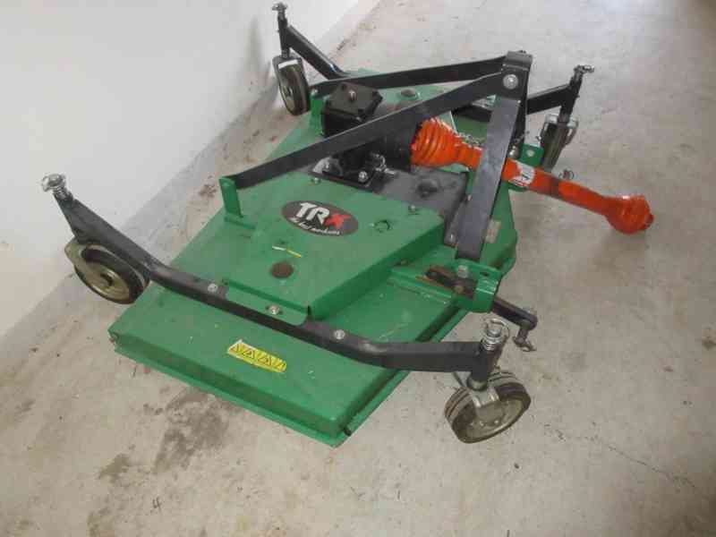 Malotraktor kolový GOLDONI s radlicí a 2 mulčovači - foto 11