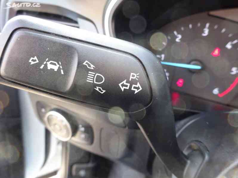 Ford Focus 1.5 TDCI Combi r.v.2018 (88 kw) 2.MAJITEL - foto 13