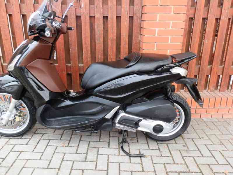 Piaggio Beverly 125 - foto 9